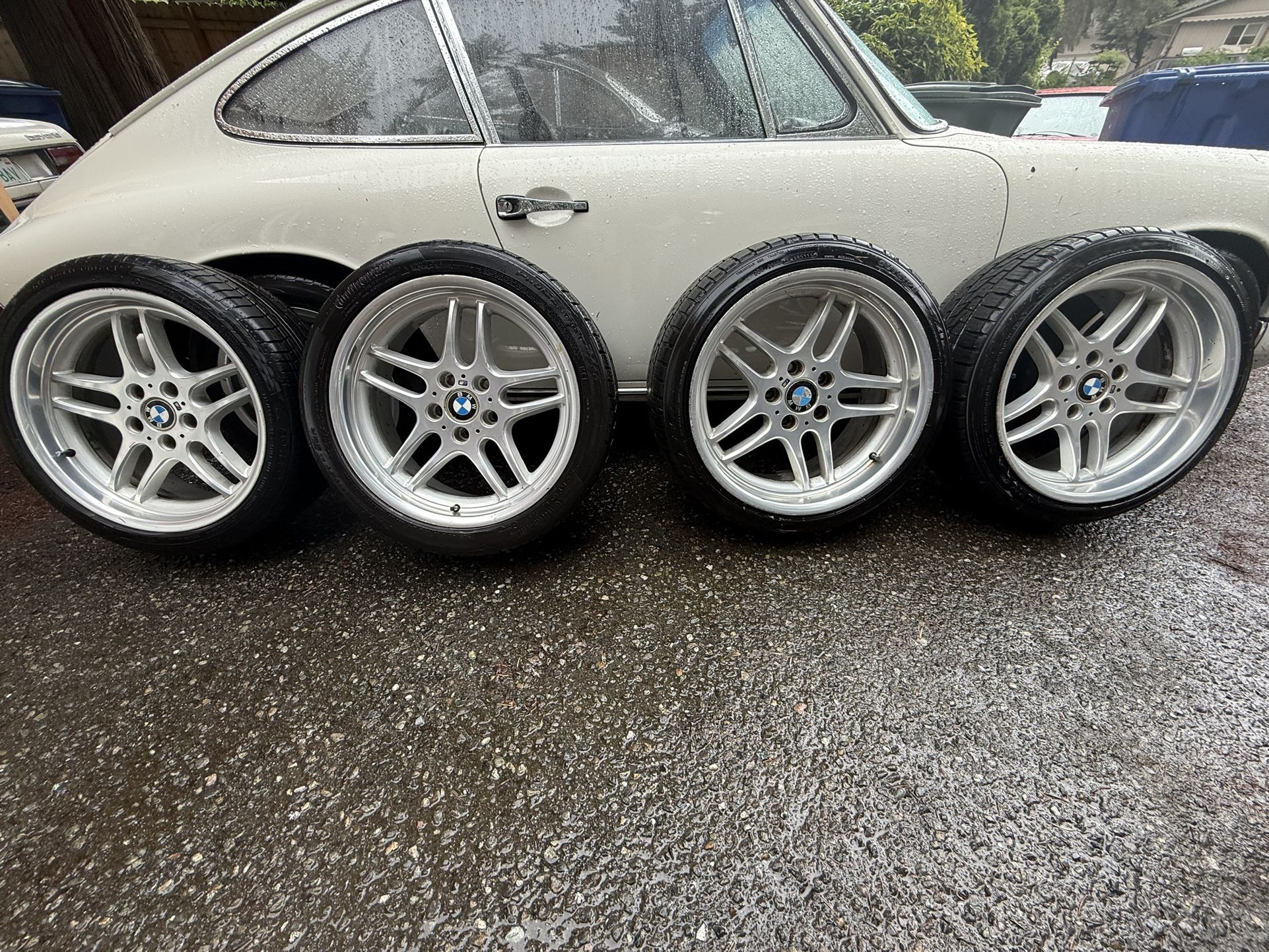 BMW OEM Parallel Wheels M Staggered 18 Inch E34 E39