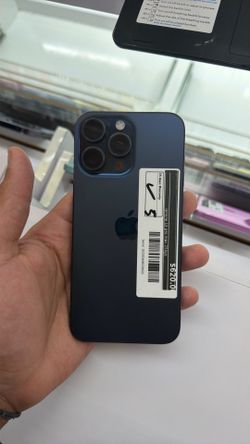 iPhone 15 pro max 256gb (unlocked)