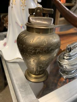 Antique table lighter