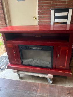 Electric fireplace/heater built in portable mantle