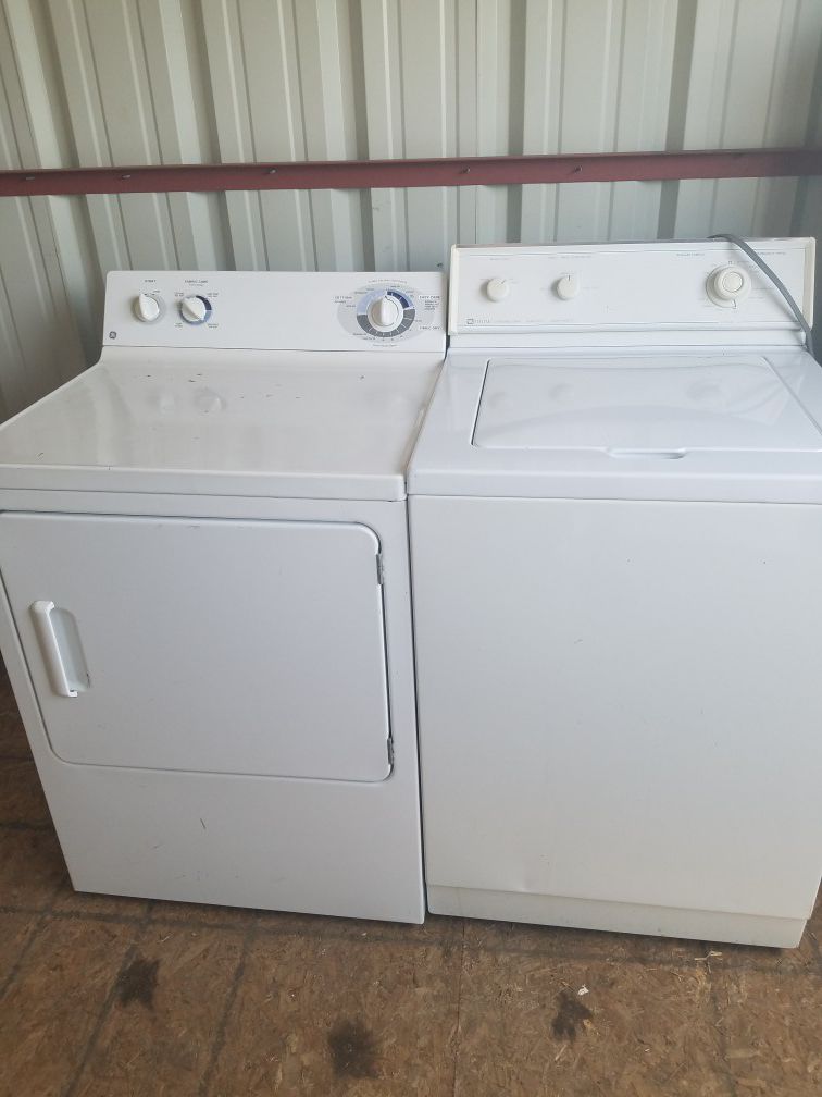 Gas dryer and washer