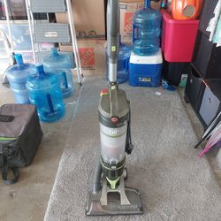 Hoover Air Steerable Vacuum