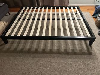 Queen metal platform bed frame