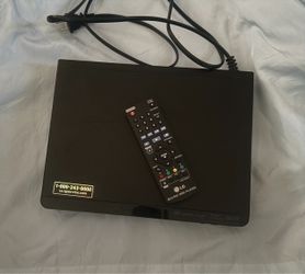 LG Blu-Ray Disc Player with Remote