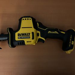 DEWALT DCS369 COMPACT RECIPROCATING SAW ( No Battery No Charger )
