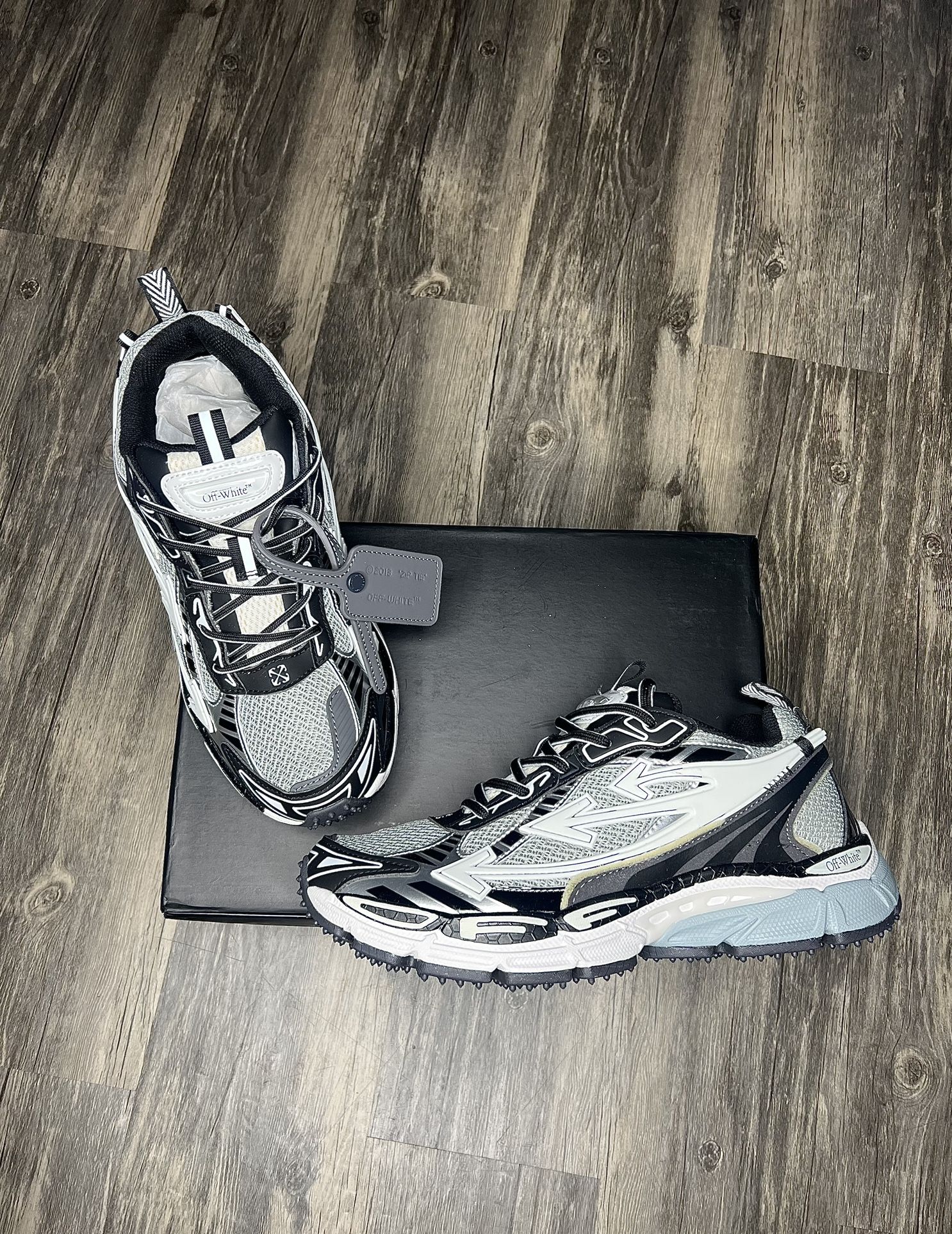 Off white Shoes Brand New Sneakers With Box And Dust Cover