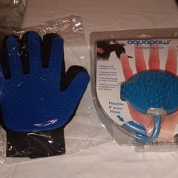 Easy Pet Bathe & Massaging Glove