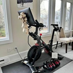 Exellent condition Peloton bike + Delivery + 18 month warranty | Over 1000 happy customers | Google Trade My Spin 