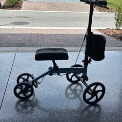  Elenker Steerable Knee Walker 