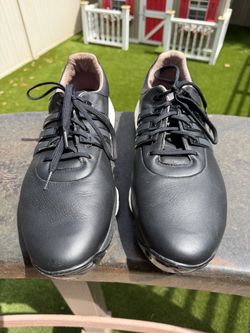 Like New! Men’s Golf Shoes Adidas Tour 360 size 15.