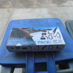 Beginning Guitar Accessory Pack