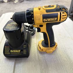 DeWaLT