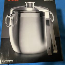 Double Wall Ice Bucket With Ice Tongs