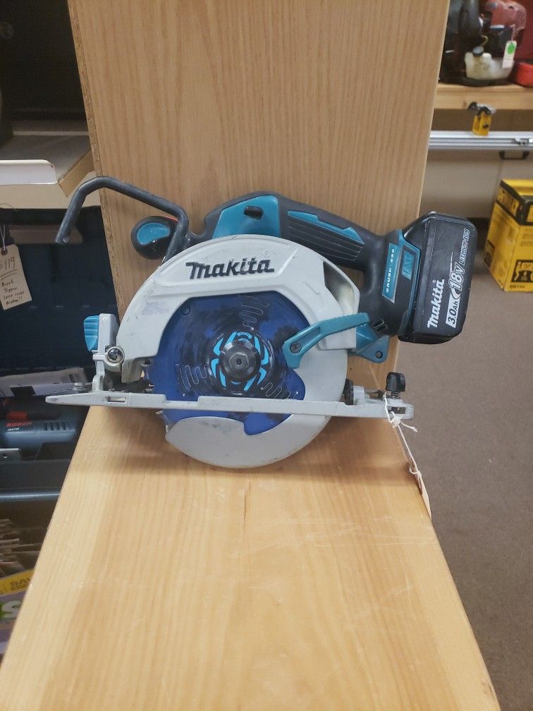 Makita 18 Volt 6.5" Circular Saw XSH03