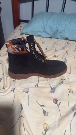 New  Timberland Boots Men’s Size 11