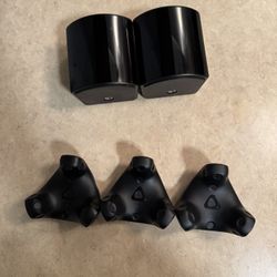 2 HTC Vive Base Stations & 3 Trackers
