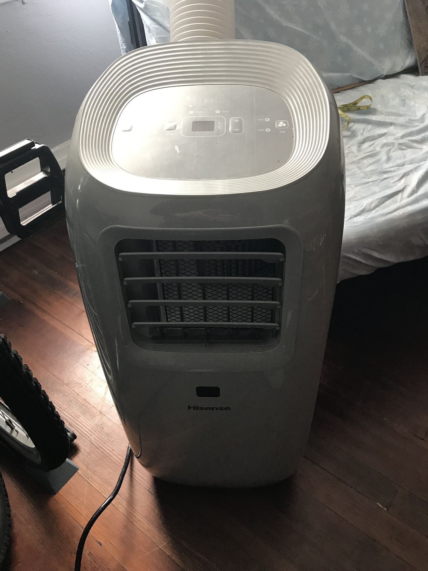 Hisense 6500 BTU Portable Air Conditioner with Vent Hose and Remote