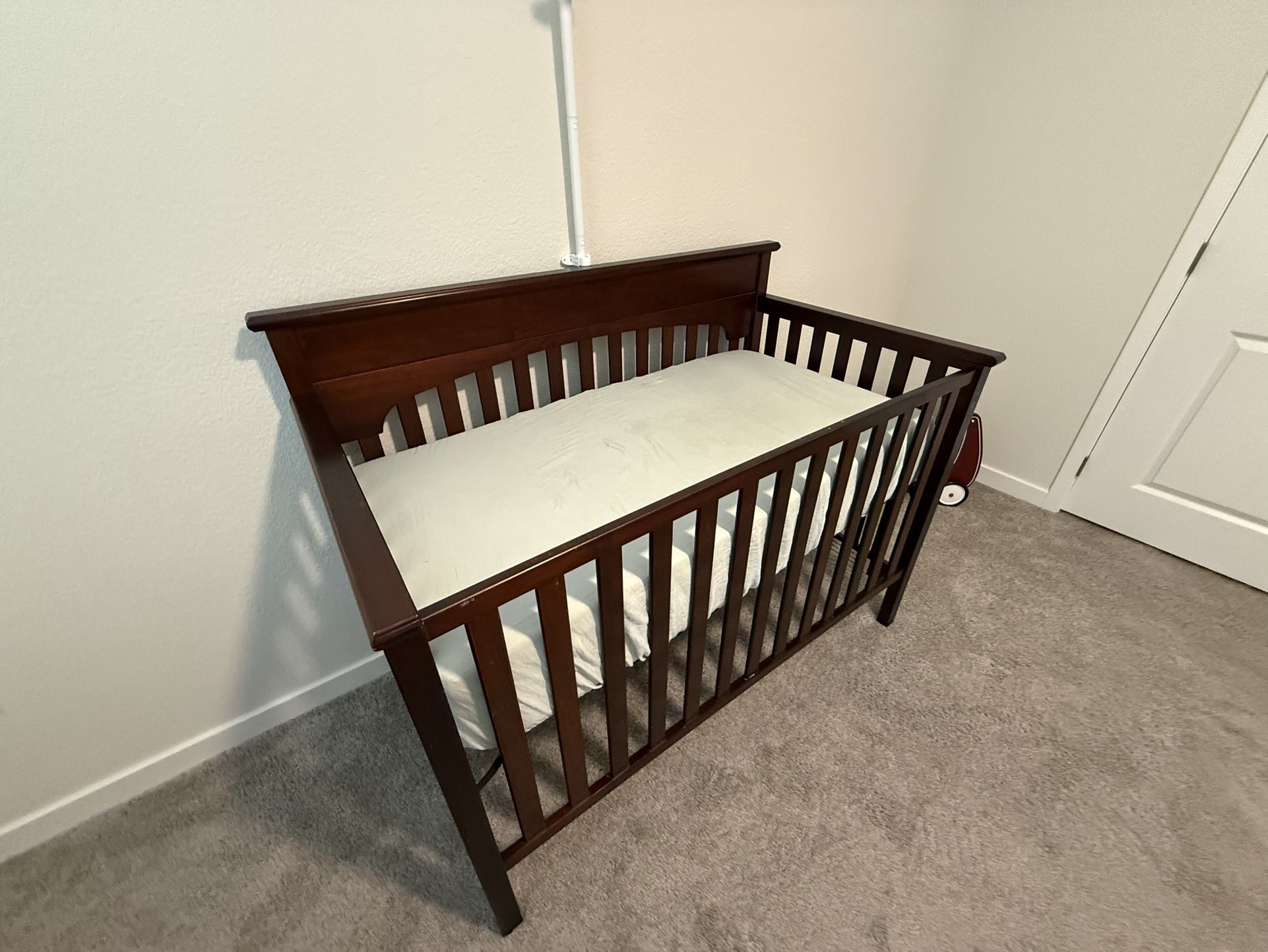 Graco Baby Crib