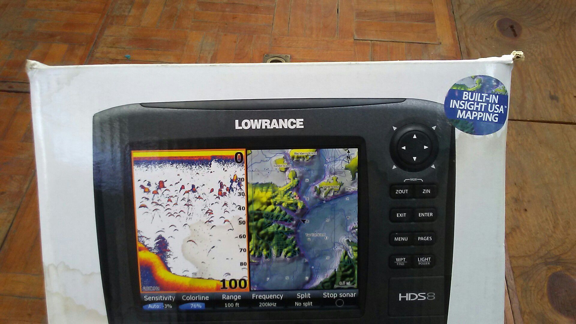 Lowrance HDS8 (Gen2) fish finder