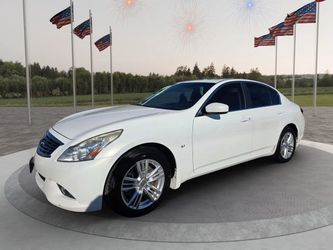 2015 INFINITI Q40