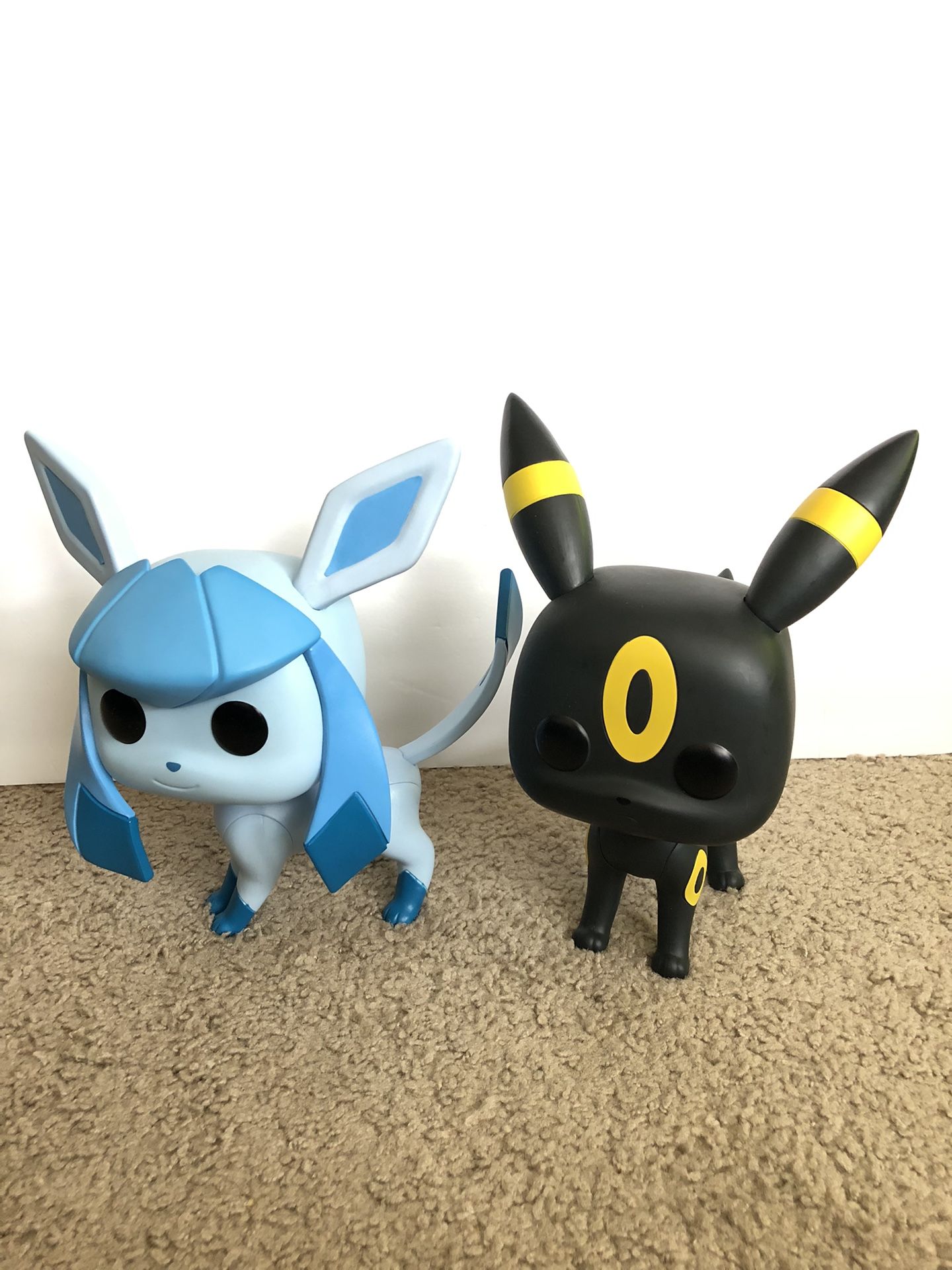 Pokemon Glaceon & Umbreon Funko Pop! Jumbo 10 inch Targetcon Exclusive