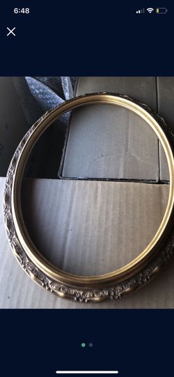 9x12 Gold Carved Wood Oval Frames