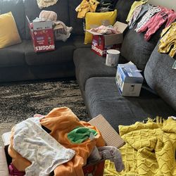 TONS OF BABY GIRL CLOTHES & ITEMS 