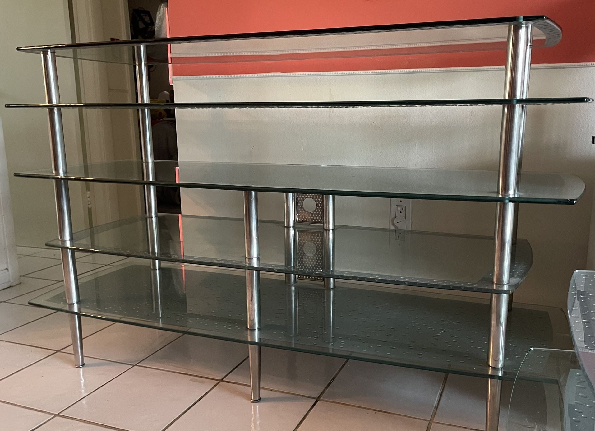 Entertainment Center With Coffee And End Table