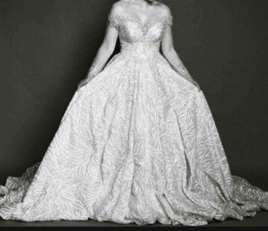Gourgus Wedding Gown