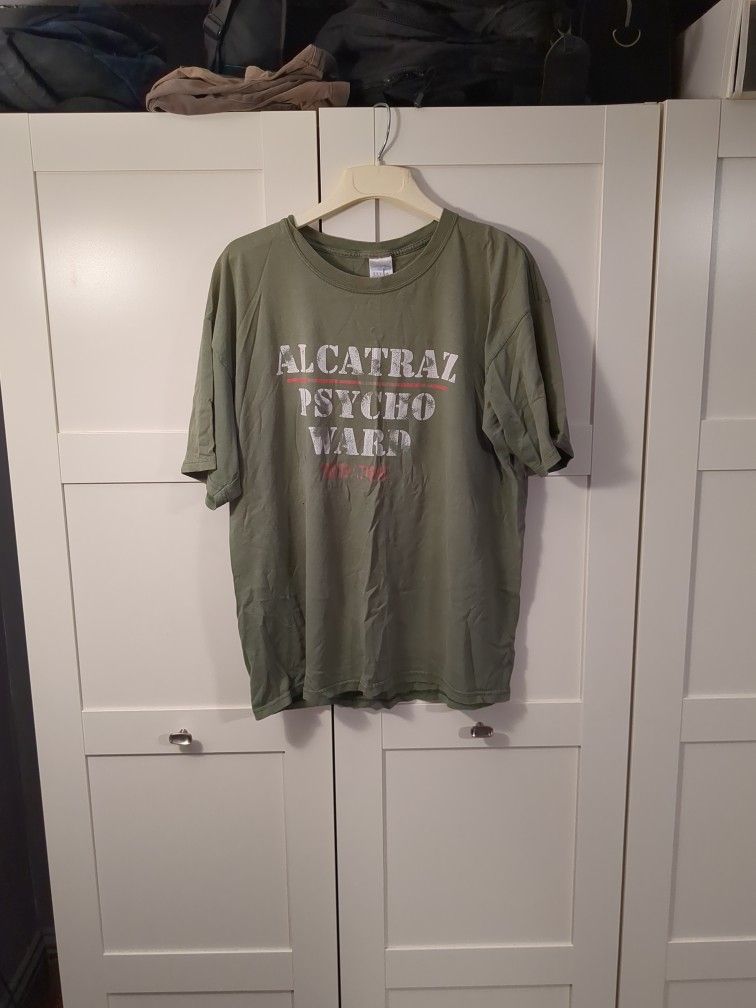 Alcatraz Pshycho Ward Vacation Shirt