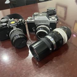 Nikon Cam With Lens  Bundle 