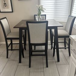 4 person dining table