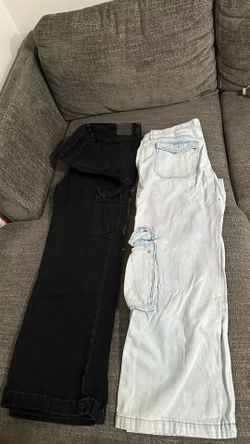 Low rise cargo jeans