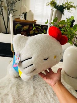 Hello kitty plushy big new