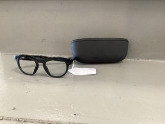 Oakley Meta Glasses ESSiLORLUXOTTICA
