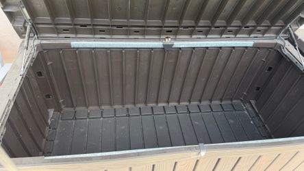 Outdoor boxes