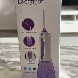 Leominor Cordless Oral Irrigator. 