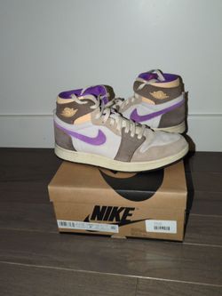 Air Jordan 1. Zoom air comfort, size 9 and 1/2 us