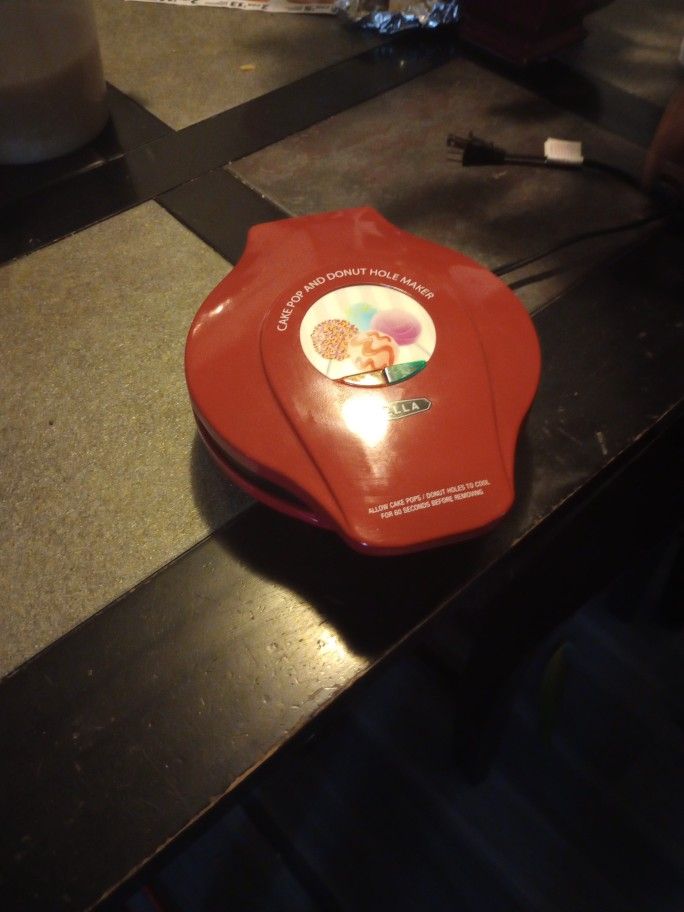 Bella Cake Pop/Donut Hola Maker