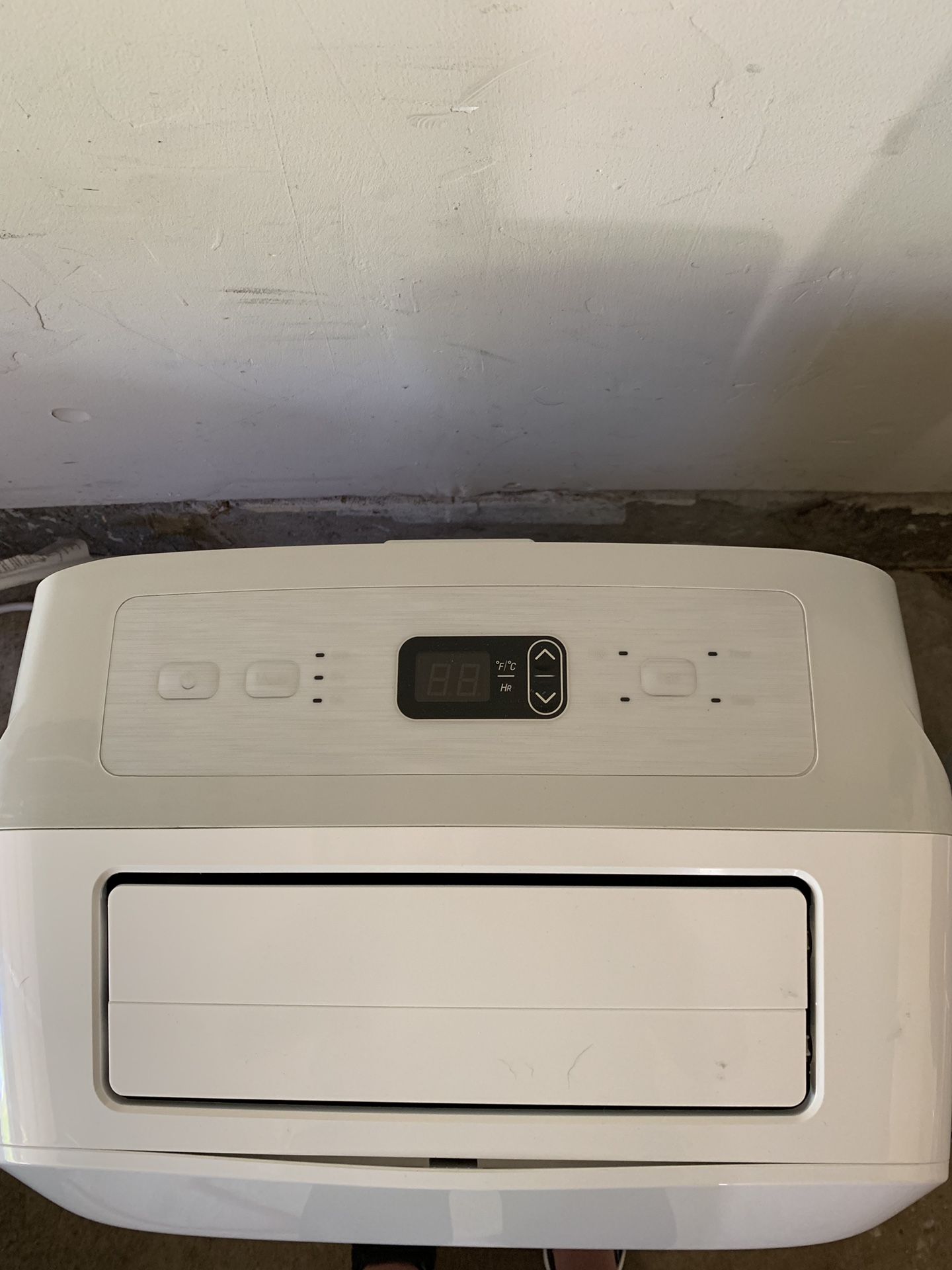 LG Portable AC Unit for Sale in Elk Grove Village, IL OfferUp