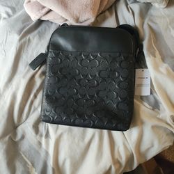 COACH CROSS SHOULDER BAG