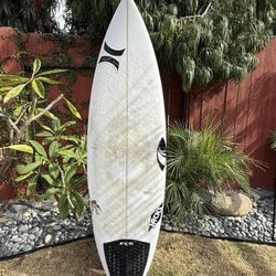 Sharpeye Surfboard 5’10