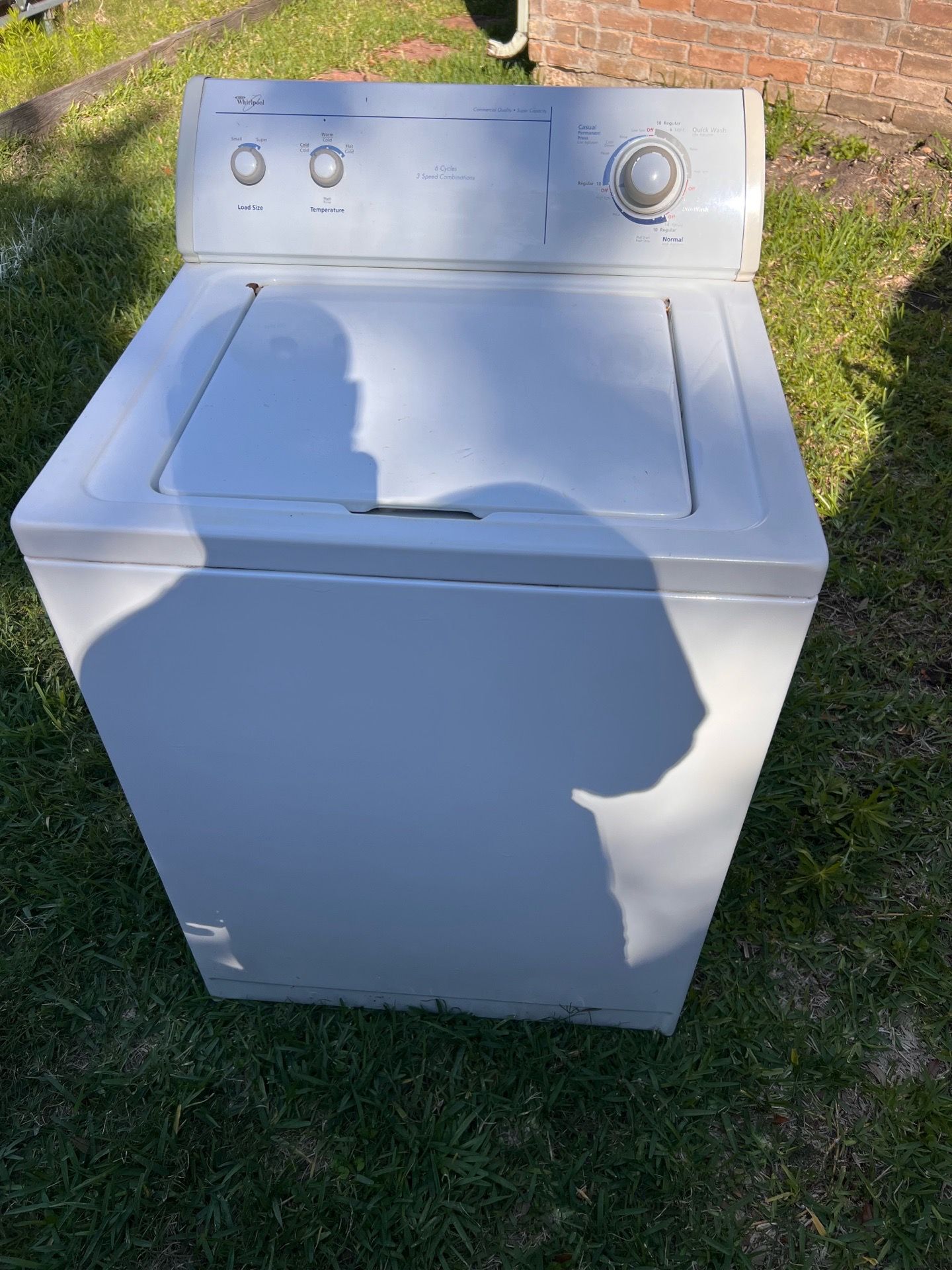 Basic Whirlpool washer (Lavadora)