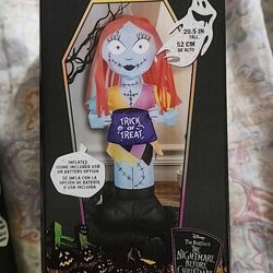 Inflatable Halloween Sally
