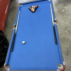 Small Pool Table 