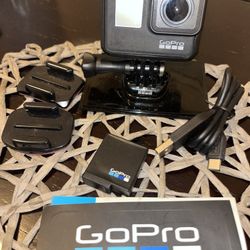 Brand New Unused Go Pro Black 7