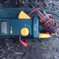 Greenlee Cm-1050 Clamp Multimeter 