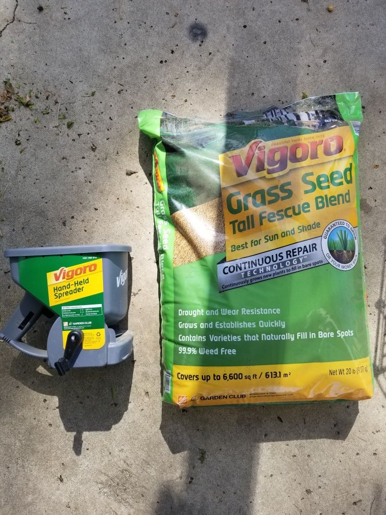 Vigoro Grass Seed & Hand held Spreader. 20lb bag sealed.