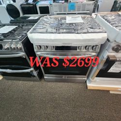 6.3 Cu. Ft. 30 In Smart Probake Dual Fuel Range With Gas Stove And Eelctric Oven