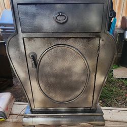 Vintage Mid Century Modern End table wood Nightstand